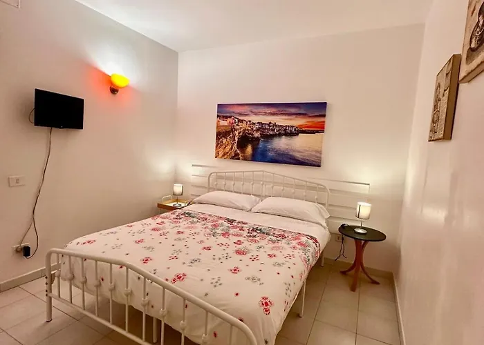 A Casa Di Anna Bed & Breakfast 4*